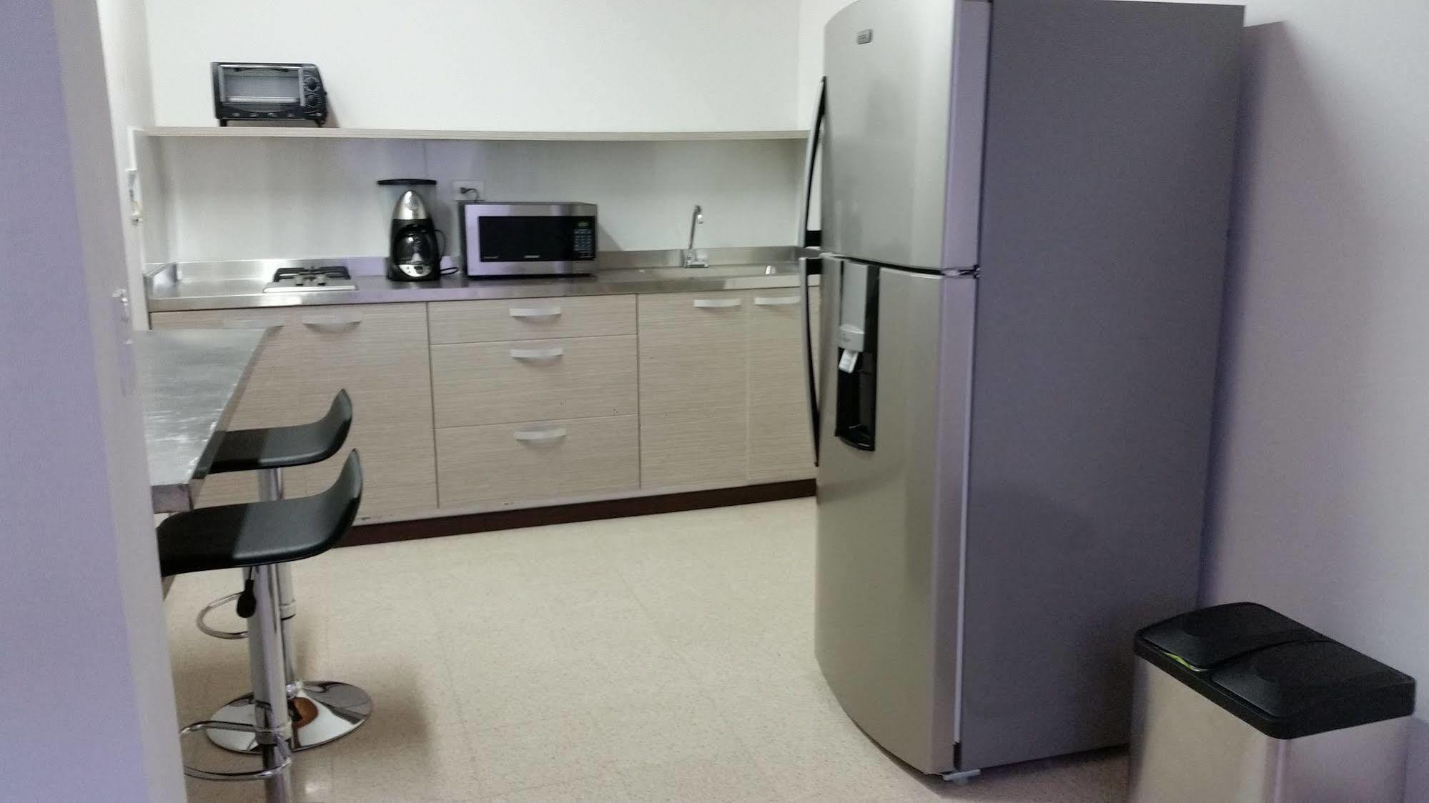 Hostal Lleras Calle 8 메딜린 외부 사진